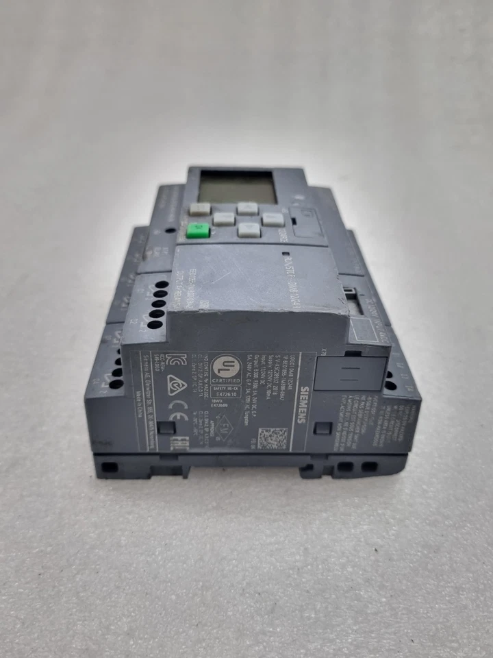Siemens 6ED1052-1MD08-0BA0 Logo With 6ED1055-1MB00-0BA2 Expansion Module (Used)